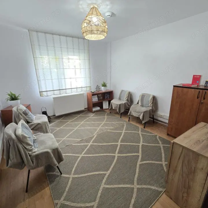 Apartament 3 camere pretabil birou