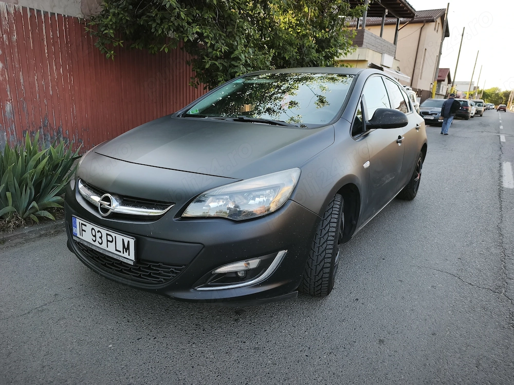 Opel Astra J Hatchback 2013, motor 1.4 benzină 100 CP + GPL omologat RAR, 94.000 km