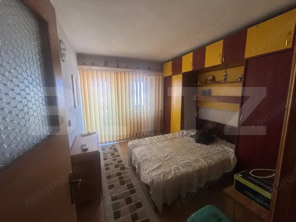 Apartament 4 camere, 84 mp, toate utilitatile, etaj 8/8, zona Micro 12