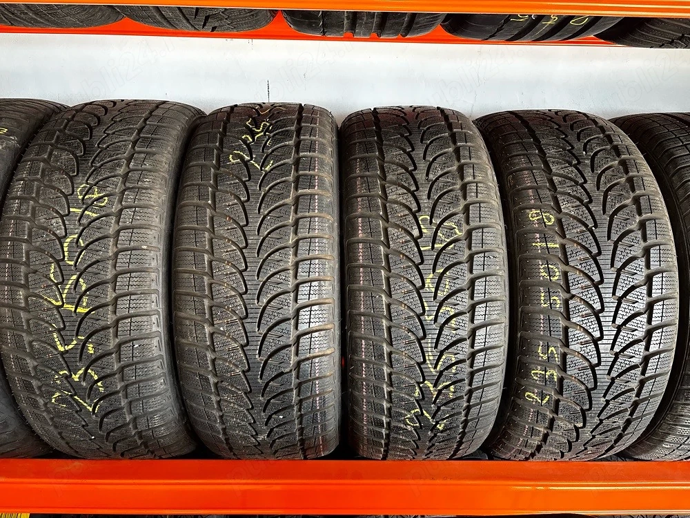 Set anvelope mixte Bridgestone 235/50/18 Montaj Gratuit
