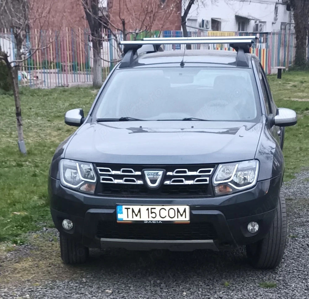 Vând Dacia Duster 1.2tce