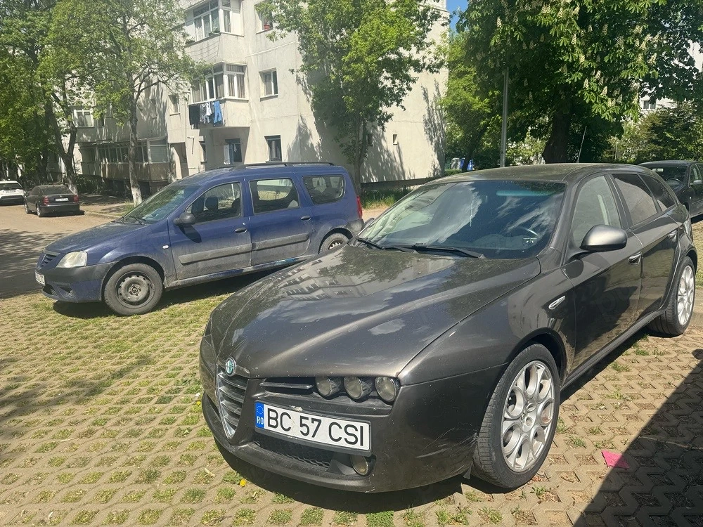 alfa romeo motor 1.9  km285000 pret 8000 lei tel 