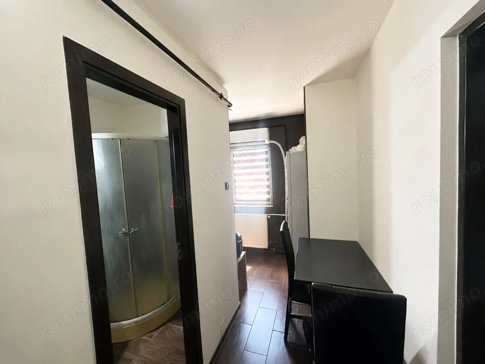 Garsonieră decomandată renovată, 28.79 mp utili, zona Gară