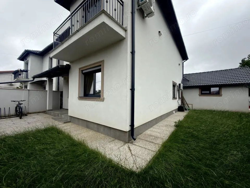 Duplex cu 5 camere, 140mp utili, 300mp teren in Utvin 