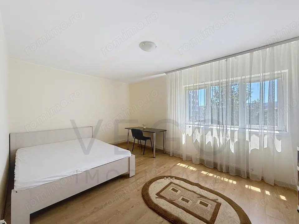Apartament 2 camere decomandate, balcon, zona UMF - Zorilor - Gh.Dima