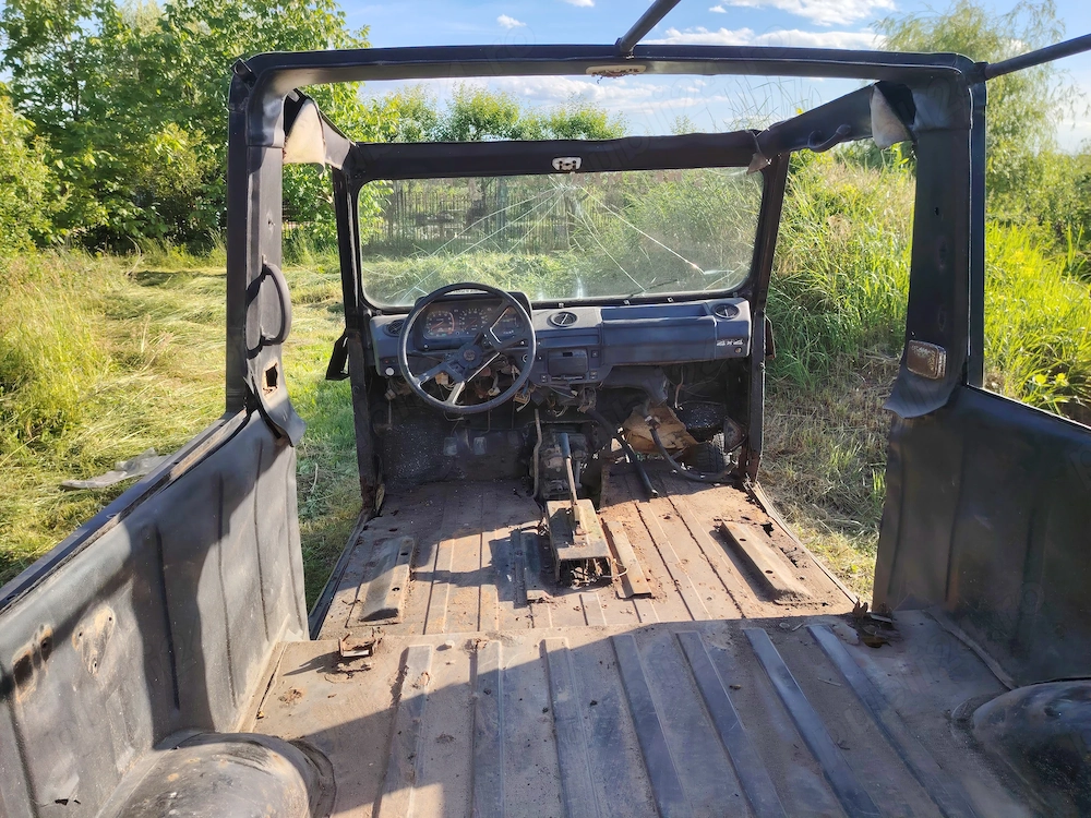 Vand motoare de 1597 cmc carburatie si piese caroserie ARO 10.1, 10.6, Dacia papuc