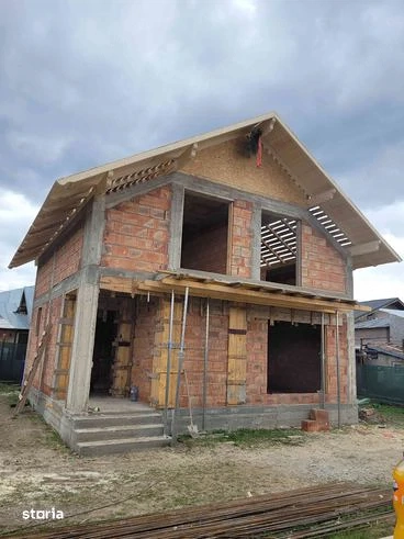 Vand casa noua in Cornu de Jos