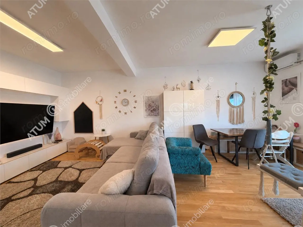 Casa moderna cu 5 camere si teren de 250 mp in Cristian zona Serelor