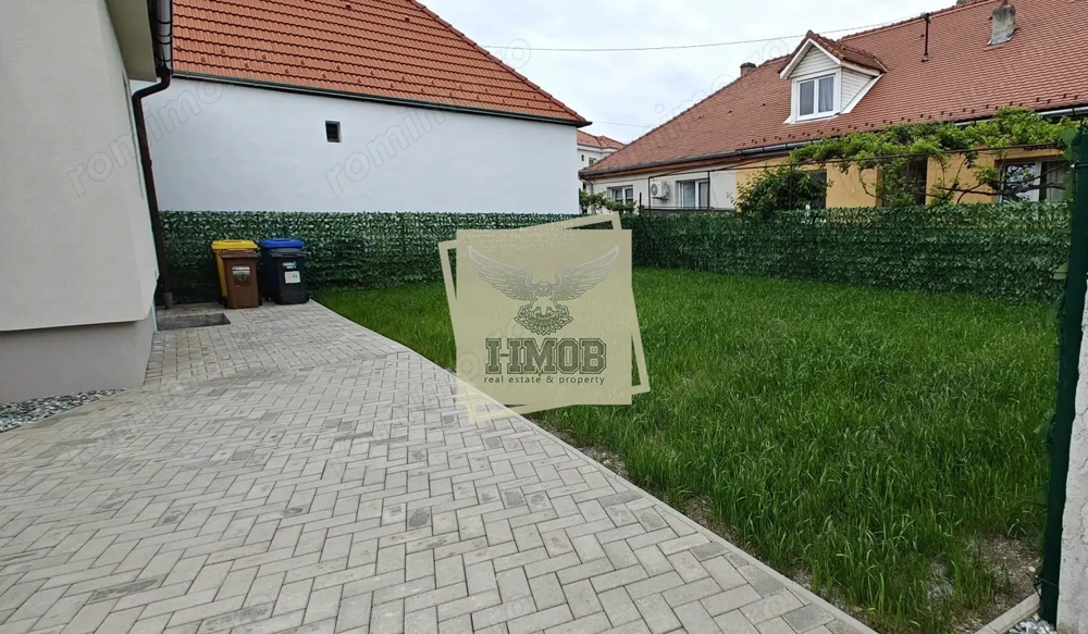 Casa cu 3 camere si 454 mp teren in zona Calea Poplacii