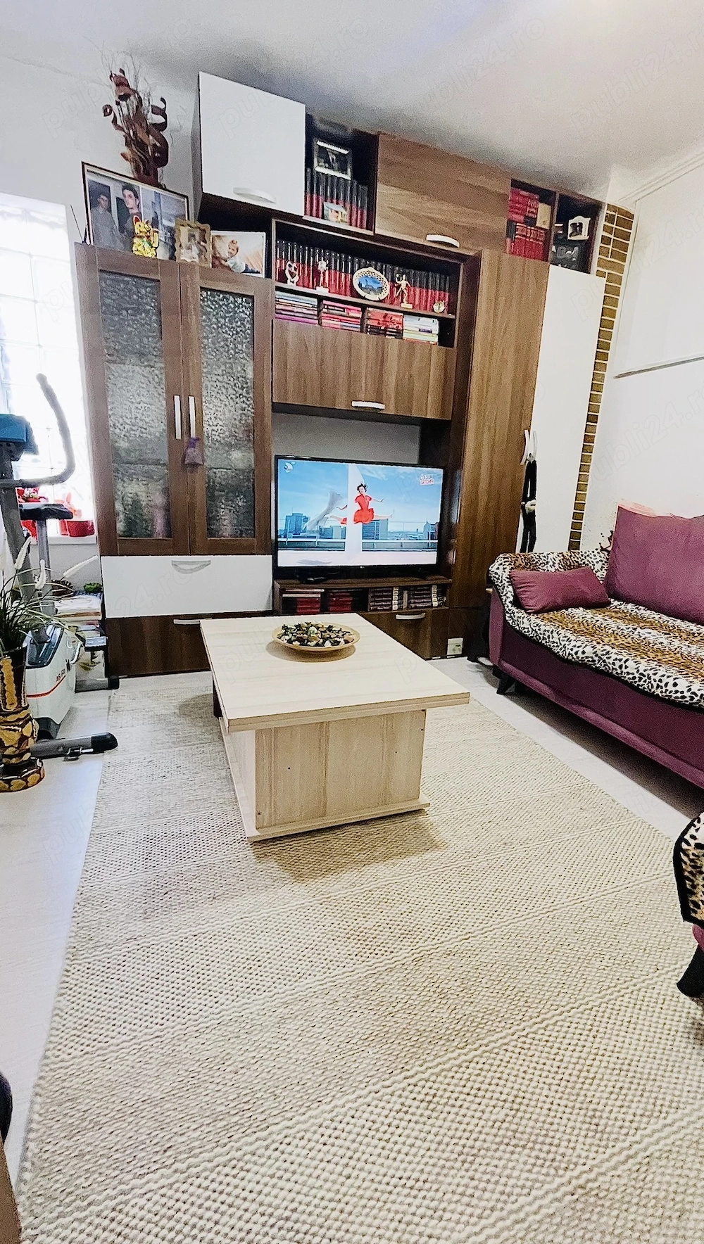 Proprietar vând casă 2 camere, 2 băi, Sector 6 (curte comună), parțial mobilată,preț negociabil