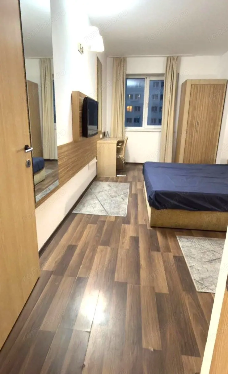 Vânzare Apartament 2 Camere Decomandat Rin Grand Hotel