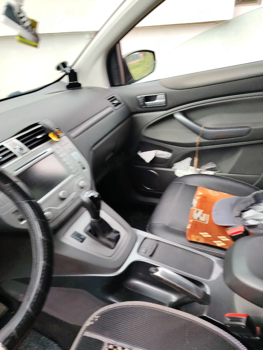 Vând Ford kuga  