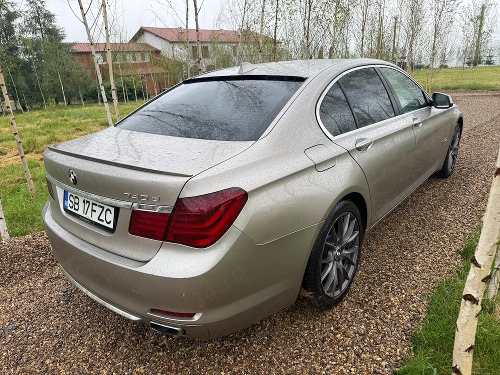 BMW Seria 7 740d xDrive 2012