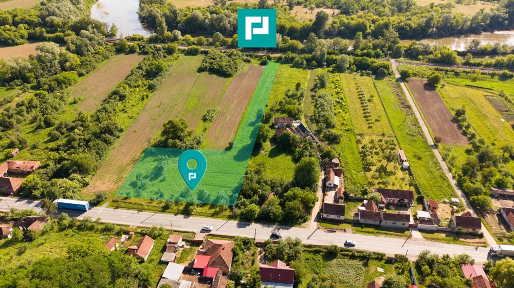 Teren intravilan 5.200 mp – Căpruţa, com. Bârzava