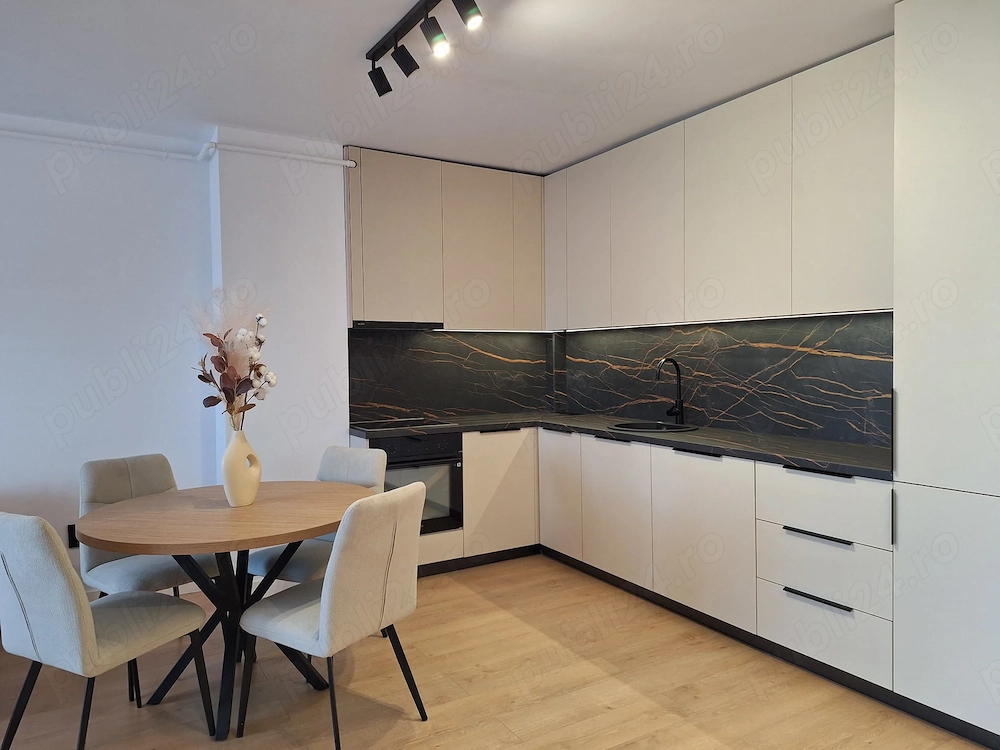 Apartament 2 camere, direct de la dezvoltator str Eroilor Floresti