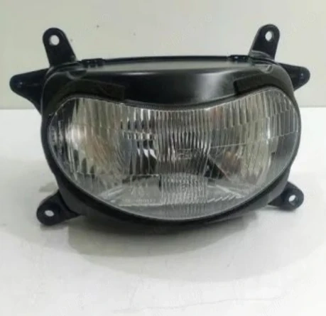 Dezmembrez Suzuki XF 650 Freewind 