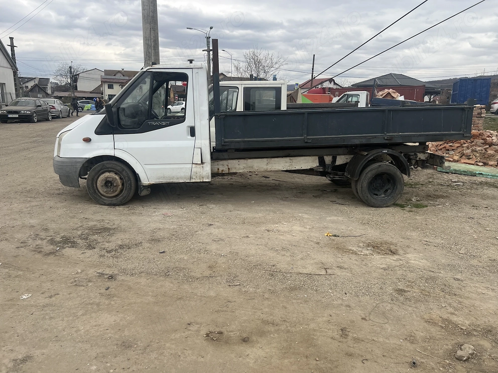 Vând Ford tranzit 2.4 140 cp