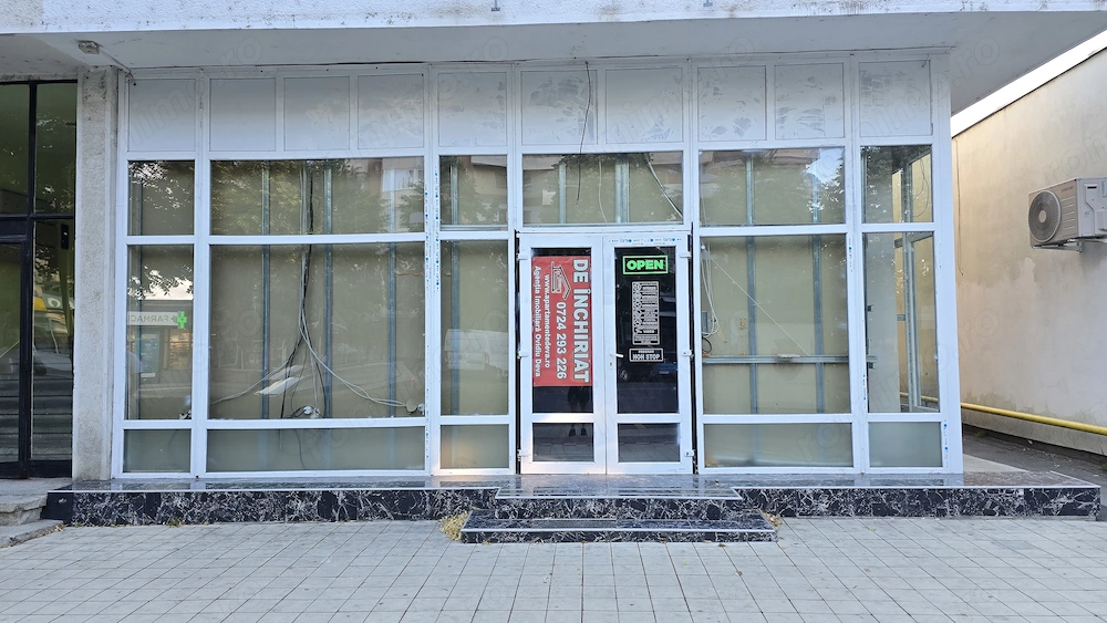 Inchiriez spatiu comercial in Deva, zona Decebal (Casa de Pensii, Lido), suprafata utila 108 mp,
