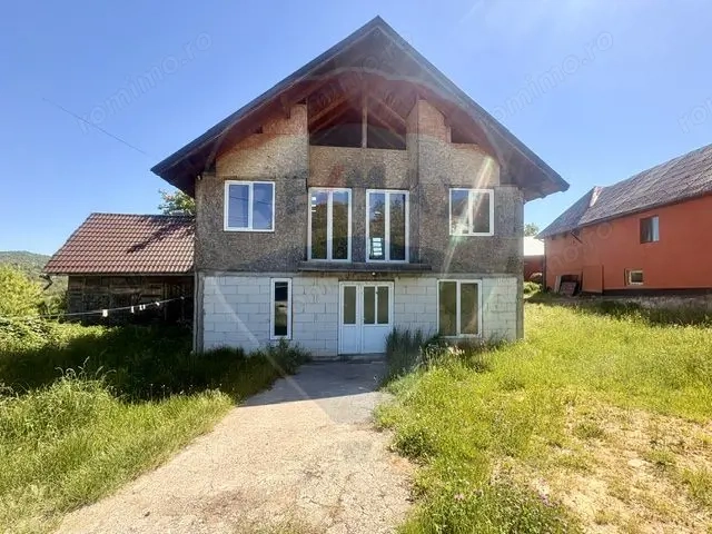 CASA DE VANZARE IN MARA,MARAMURES