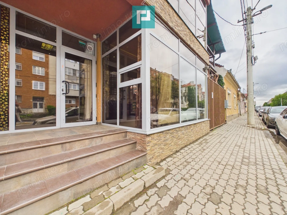 Clădire comercială P+1 de închiriat