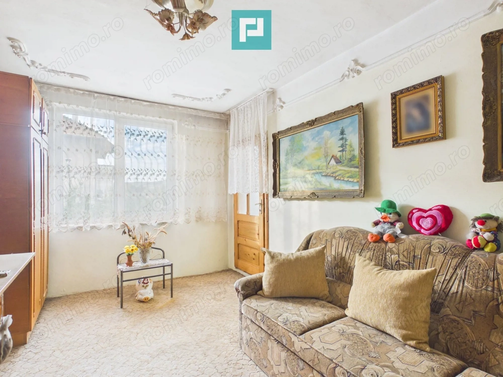 Apartament cu 3 camere zonă centrala în Lipova