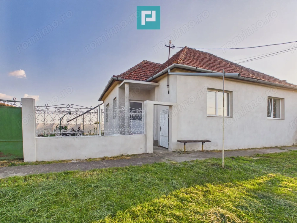 Casă cu 5 camere și teren 957 mp în Olari
