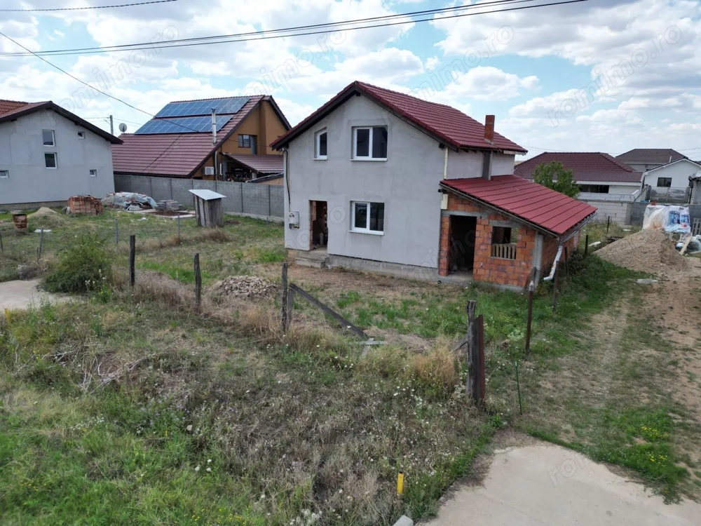 Casa la gri in Frumuseni