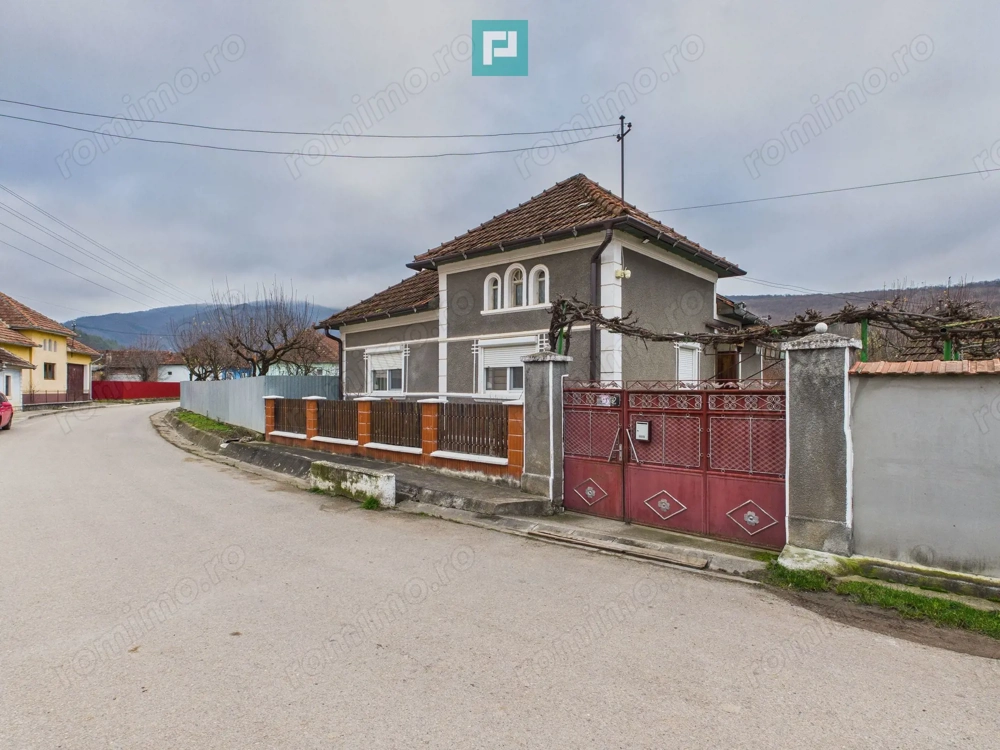 Casă in Sighiștel, la 5 km de Ștei, Muntii Apuseni