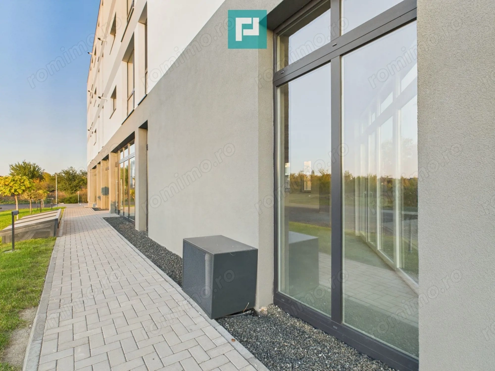 Spațiu comercial 208 mp + 5 parcări, Zona Aradului