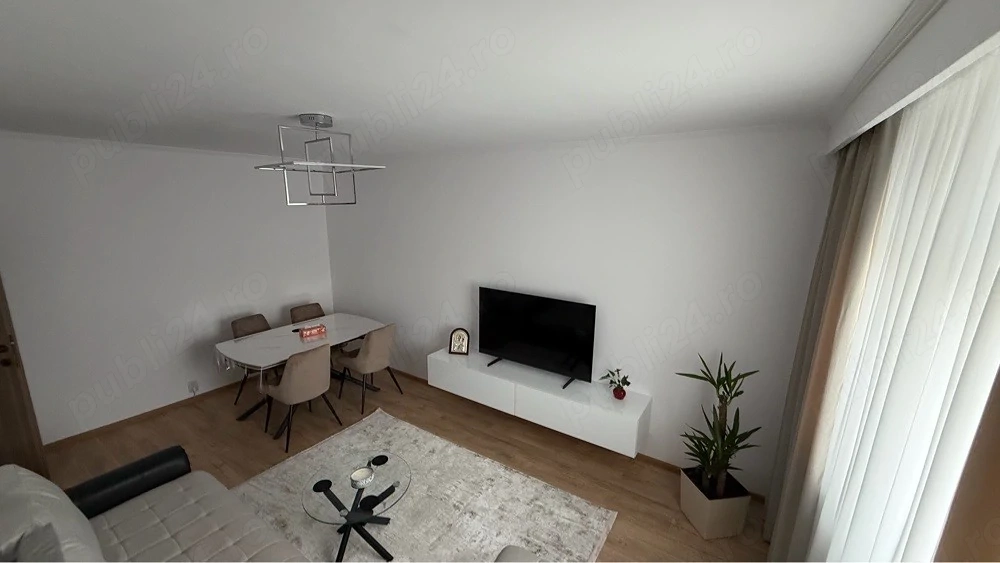 Apartament 2 camere decomandat Str. Sfanta Vineri