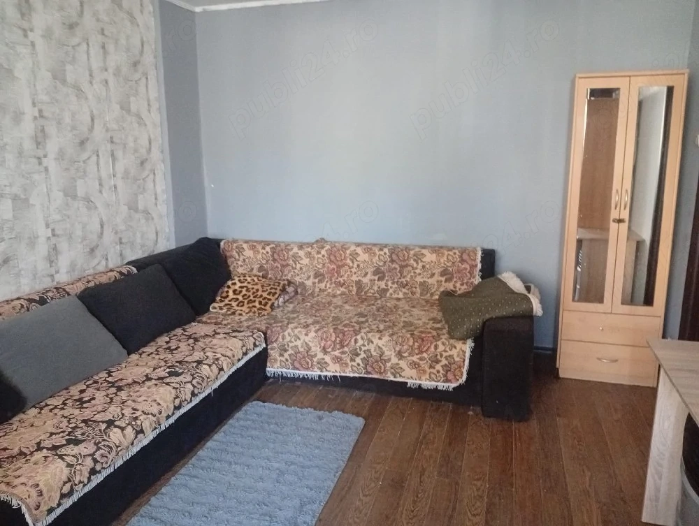 închiriez apartament 2 camere 