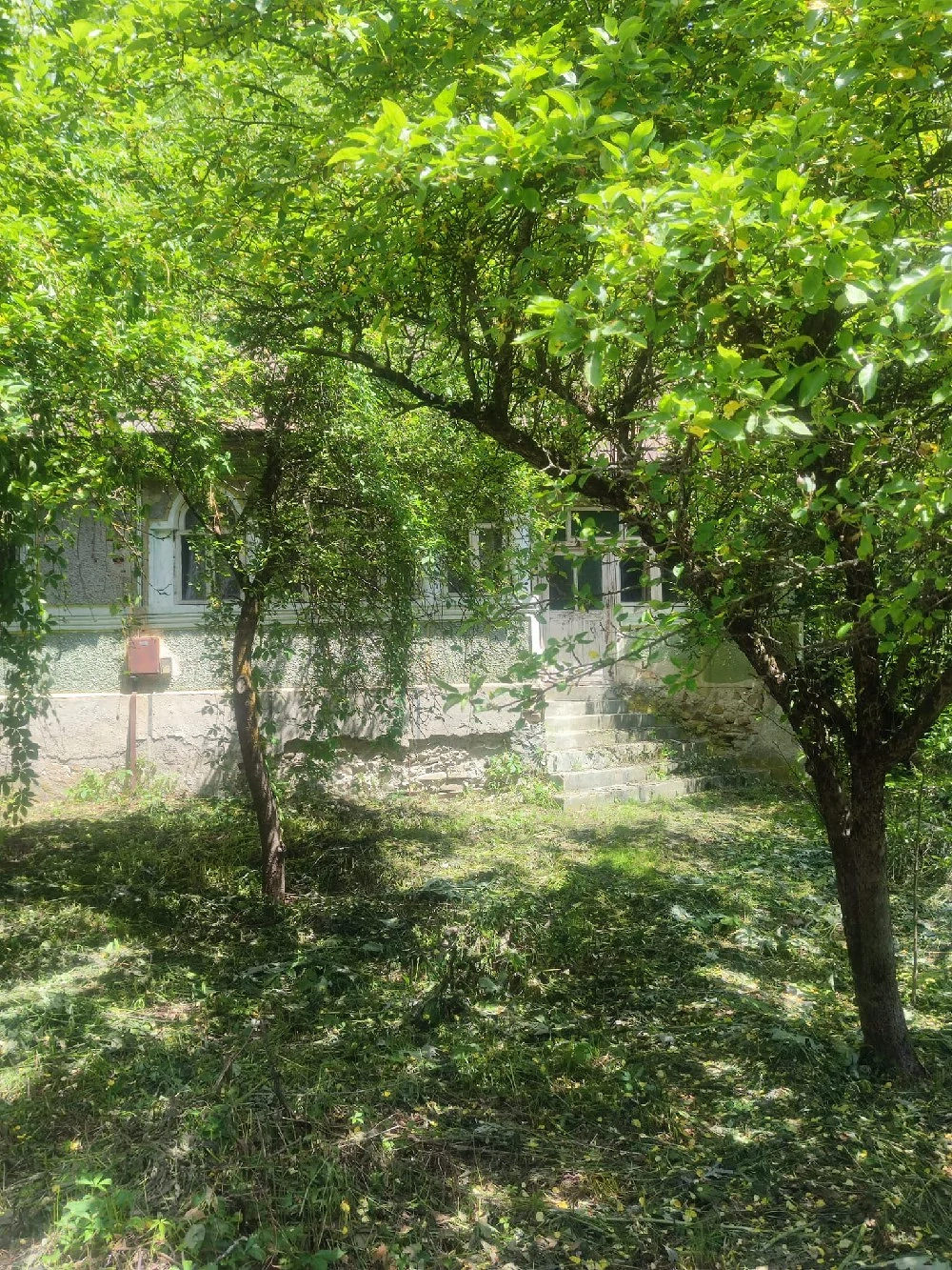 Teren cu casa batraneasca Izvorul Muntelui - Bicaz