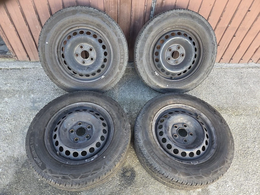 roti vara 215.65.16C VW T5 dot 2021 sau separat cauciucurile