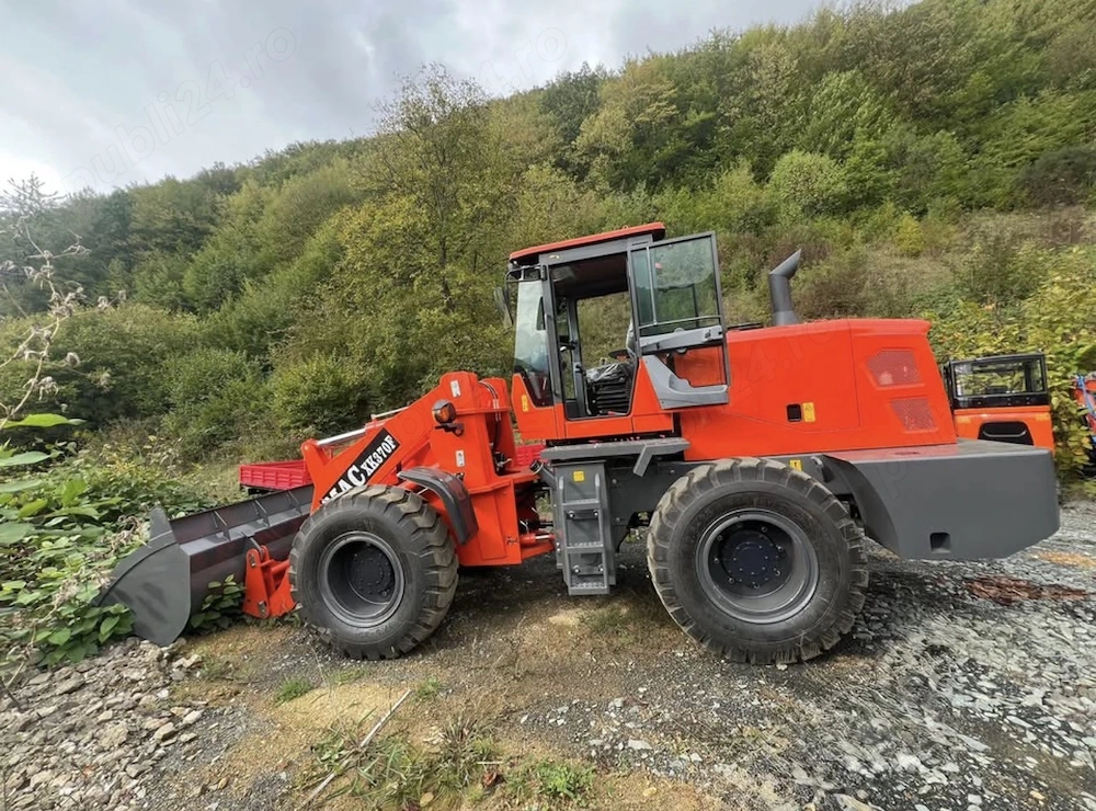 Încărcător frontal MAC XK370F