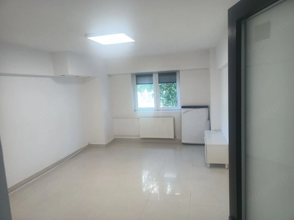 Apartament 4 camere zona Calea Calarasi