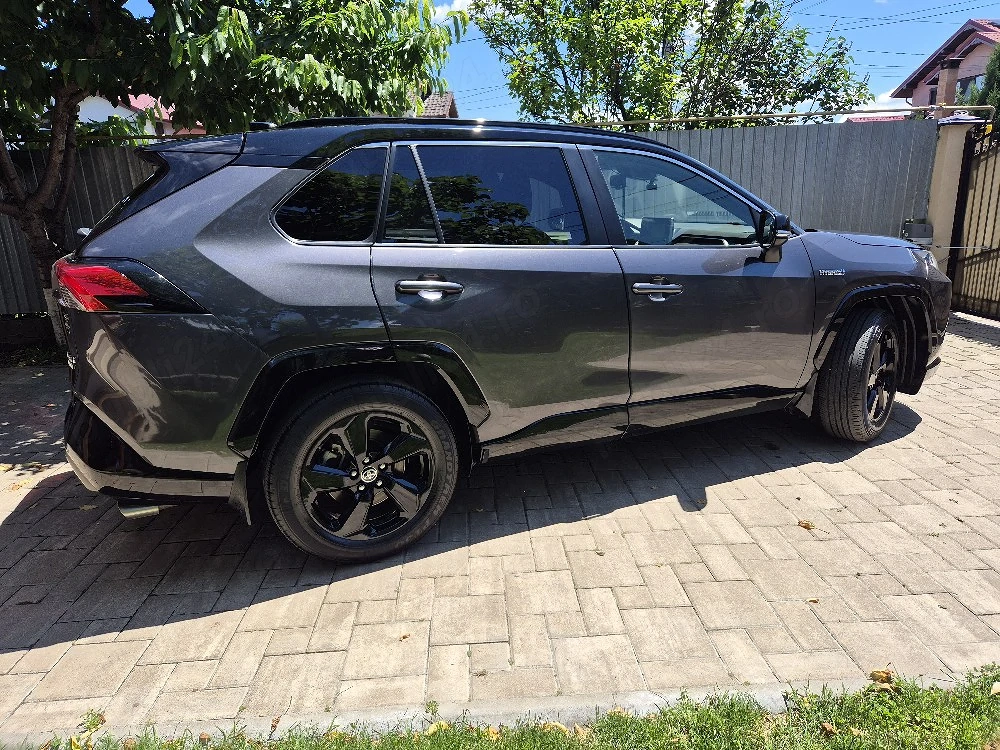 Vând schimb cu electrica plugin,Toyota rav 4 hybrid 4x4 in garantie