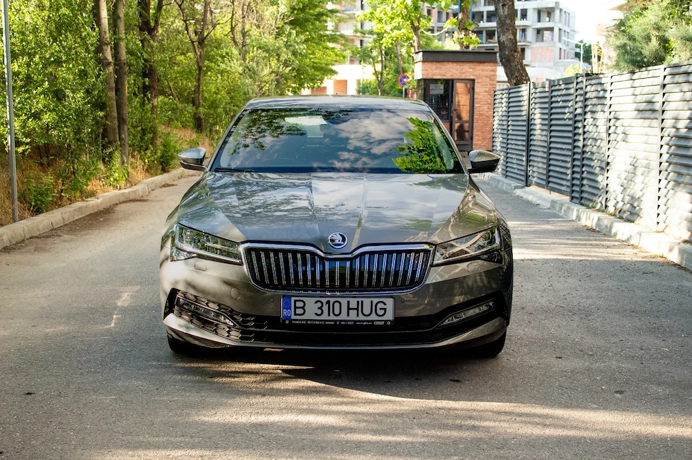 2024 "Skoda Superb 2.0 TDI DSG Matrix LED Virtual Cockpit 46.000 km".