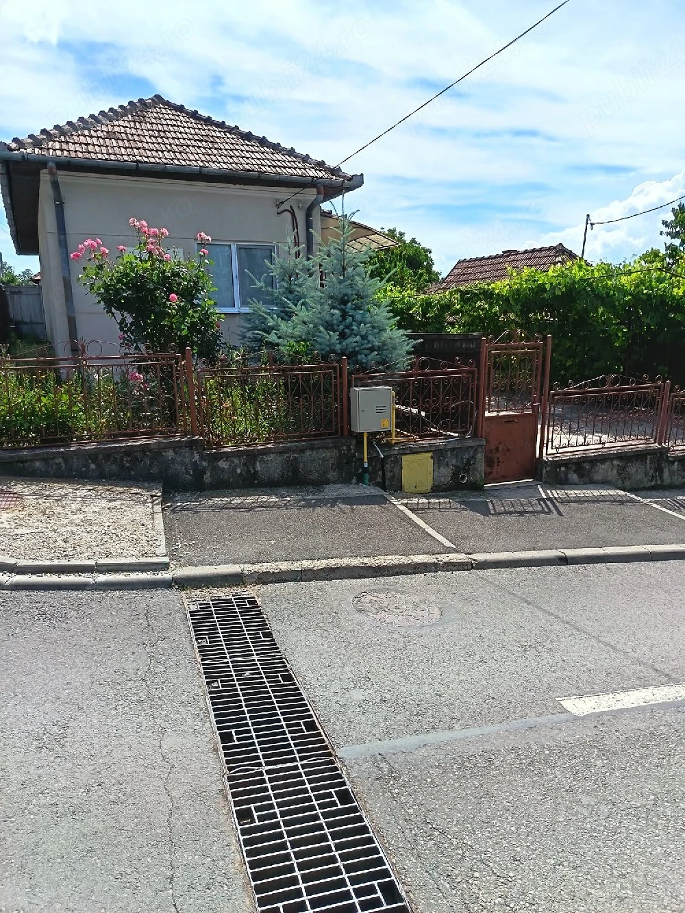 Casă de vânzare in Dâmbul Rotund 