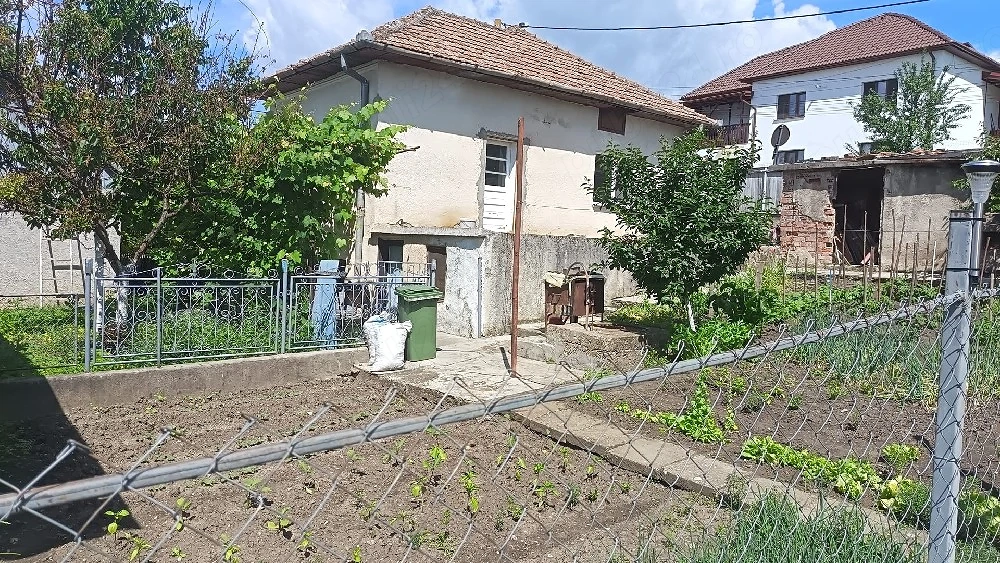 Casă de vânzare 