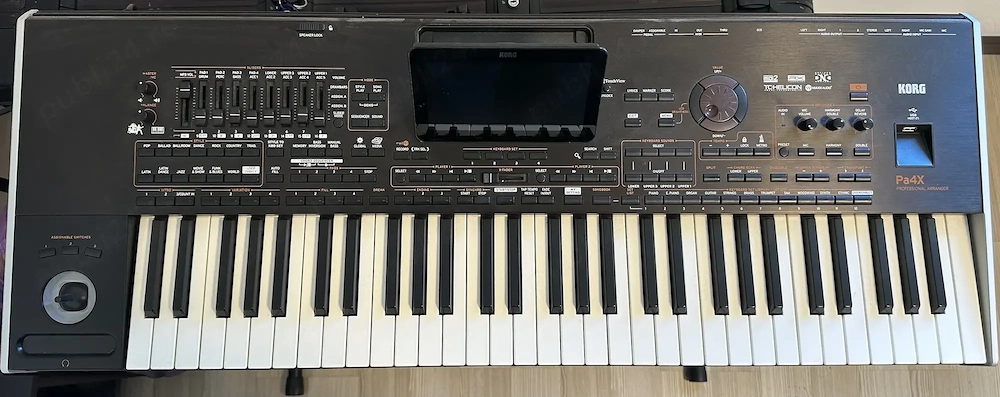 Vand Korg PA4x61 plus Case pentru transport