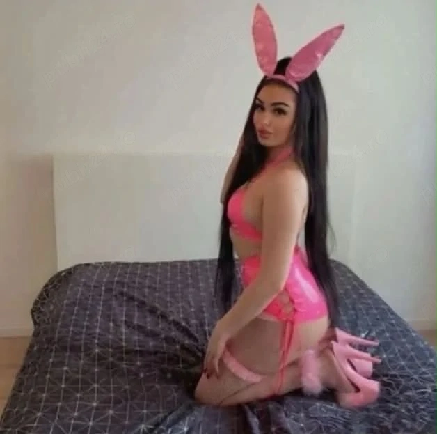 Buna dragi mei ma numesc Erika