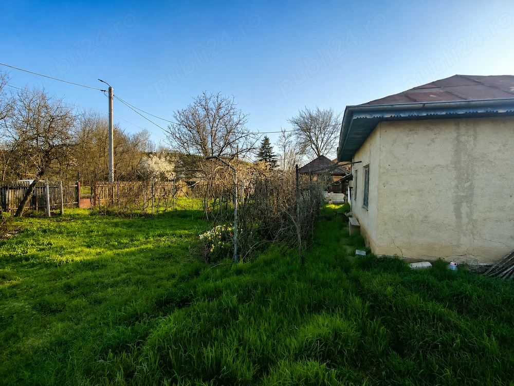 Vând teren+casă bătrânească+construcție nefinalizată Radovanu sat Valea popii Jud. Calarasi