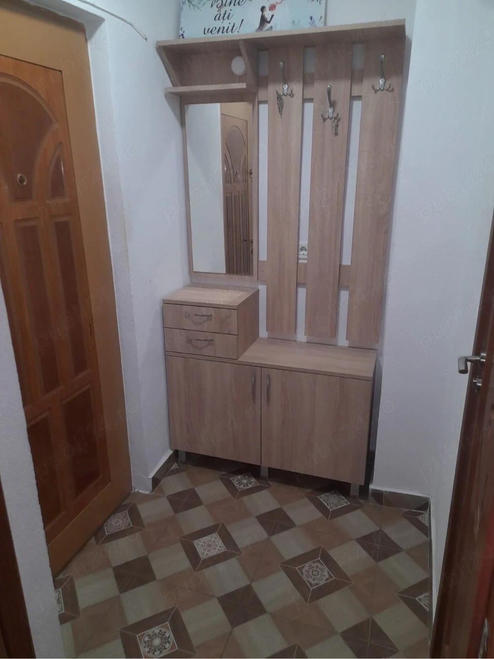 inchiriez apartament cu o camera zona UMT Timisoara 