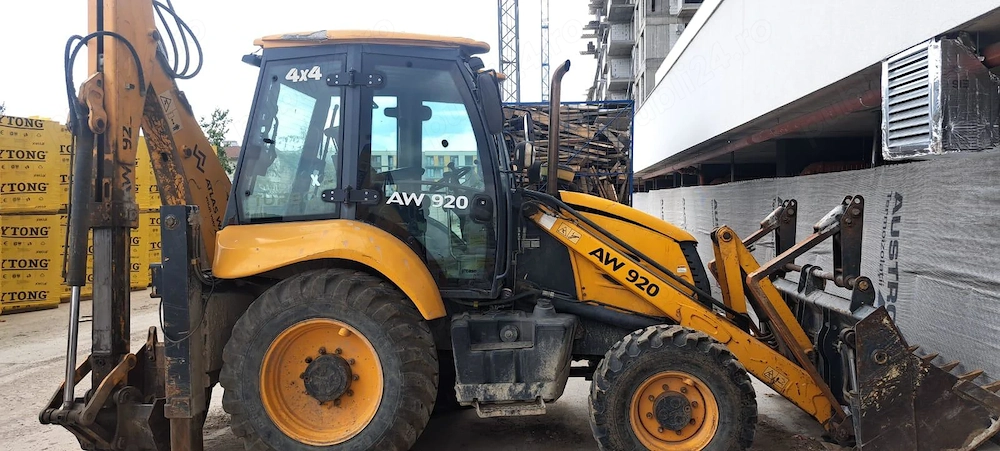 Vand Buldoexcavator Atlas Waiden 2015