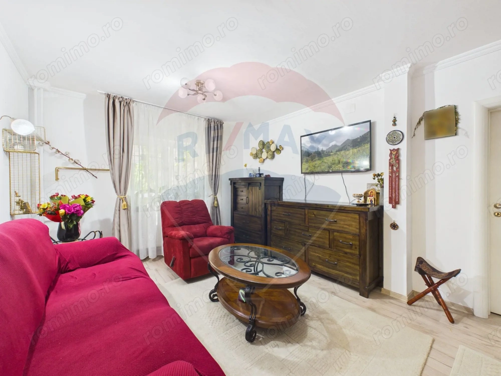 Apartament cu 4 camere de vanzare, Centrala proprie, 13 Septembrie