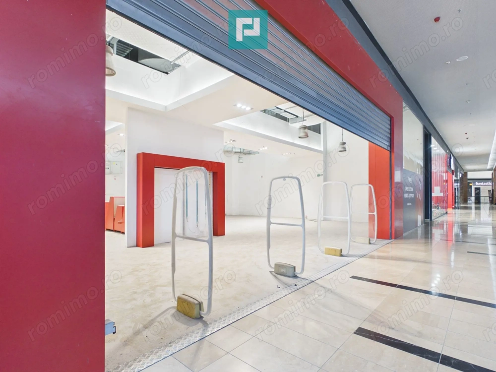 Spațiu comercial premium 220mp Agora Arad
