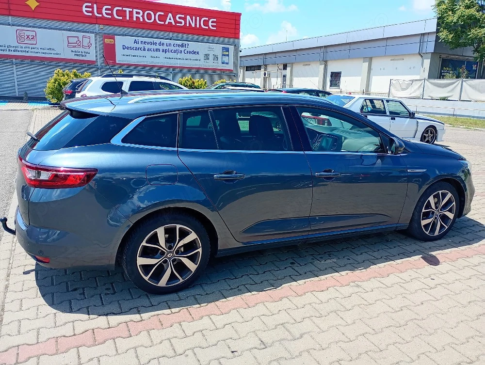 Vând Renault megane 