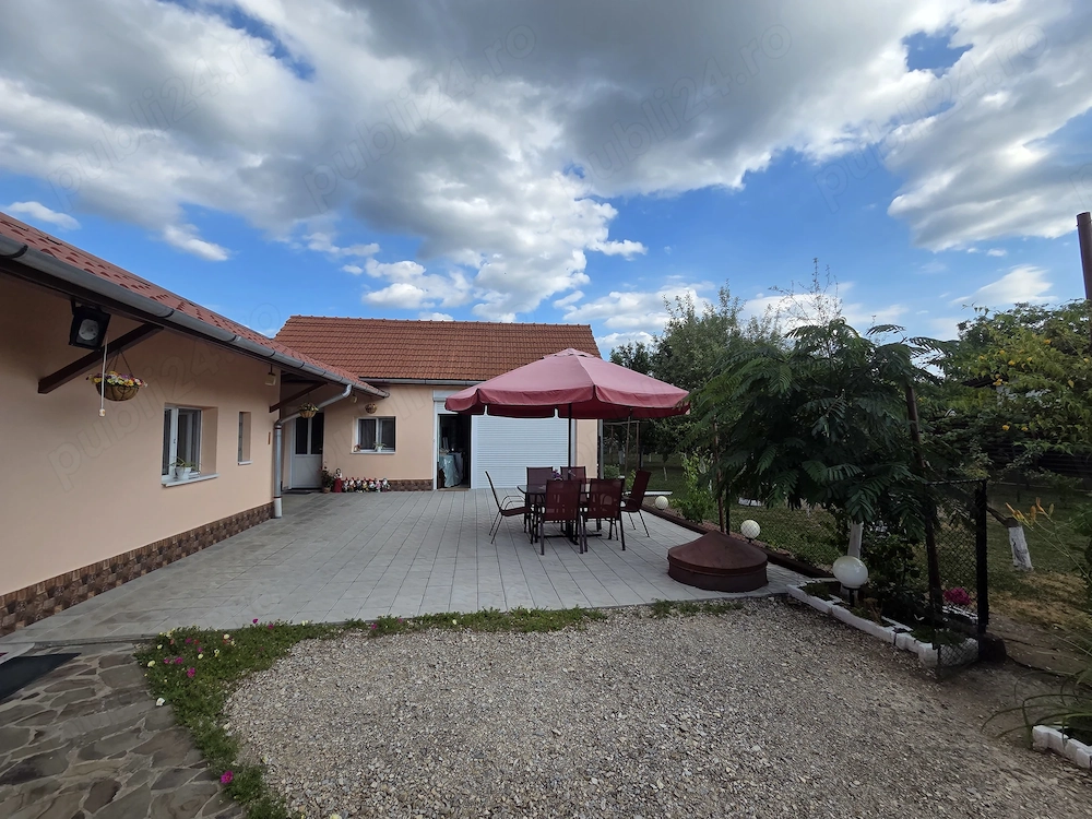 Casa de vanzare