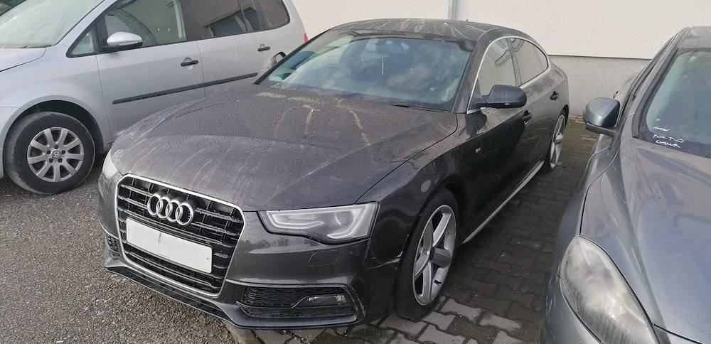 Dezmembrez Audi A5 3.0 TDI S Line 2012
