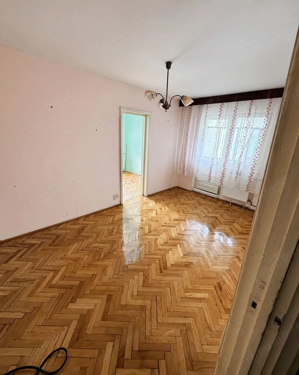 2 camere Girocului 40mp/utili + balcon